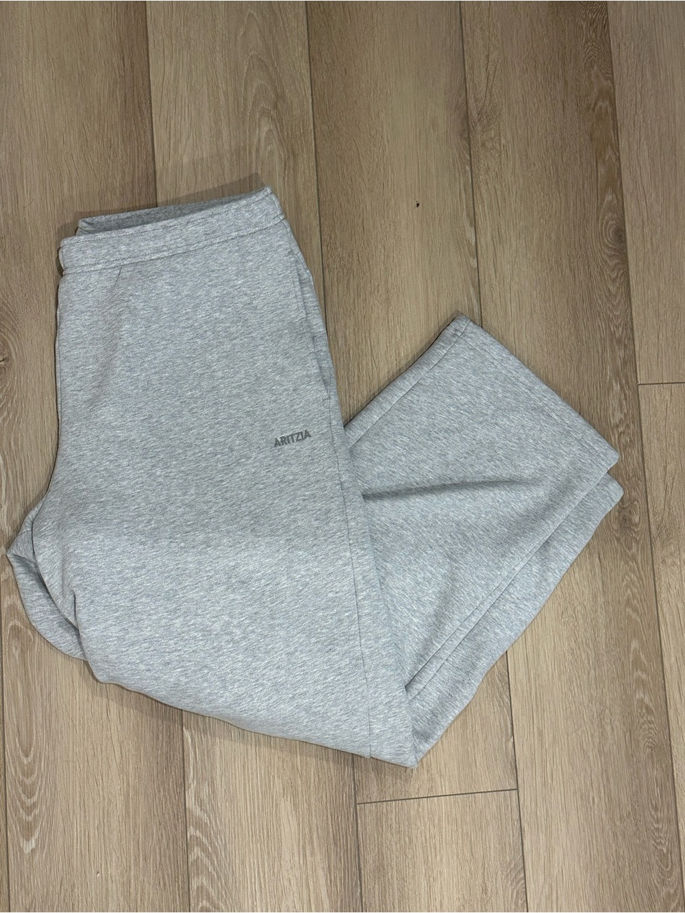 Aritzia Mega Straight Sweatpants